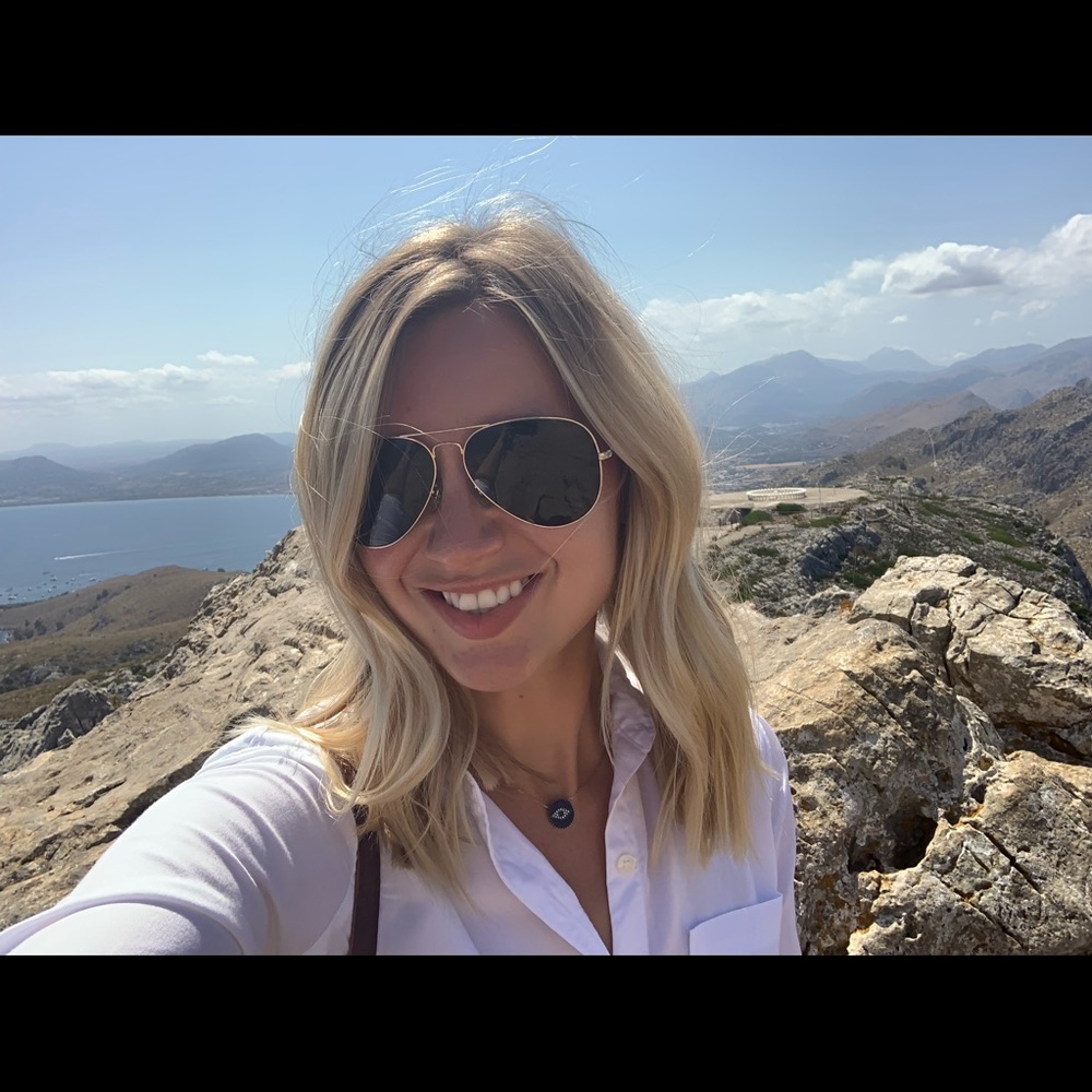 Meet your Posher, Uliana